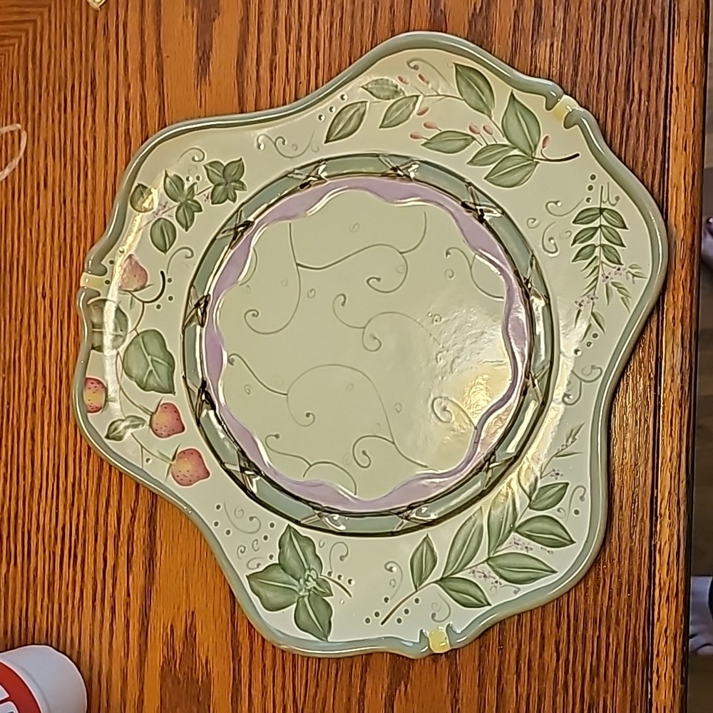In Box - PARTYLITE Summer Display plate #P8096